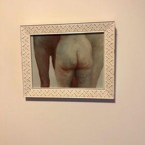 Oil painting of women’s derrières